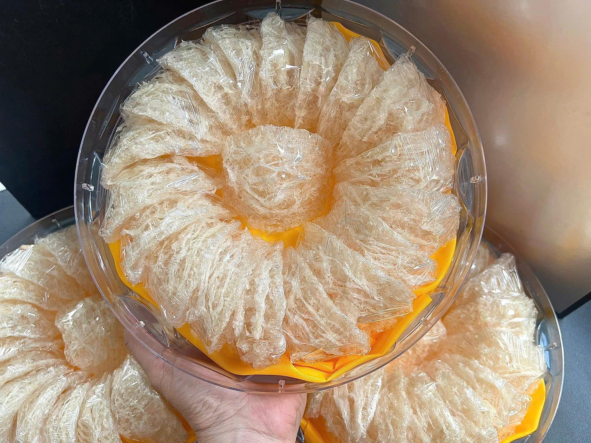 Yến tinh chế sợi rối